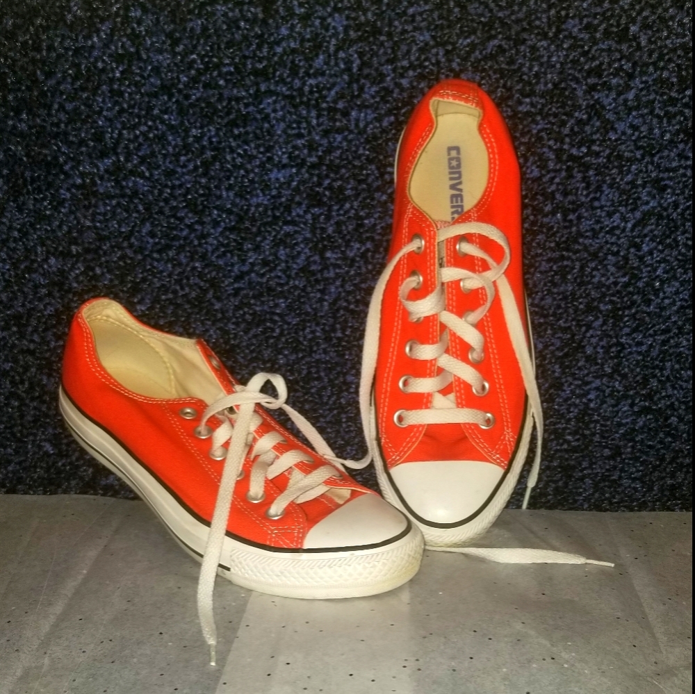 Red Converse